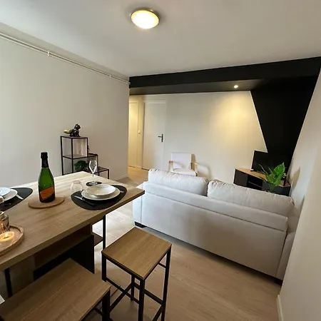 Le Chal'heureux, Chic Au Coeur D'epernay アパート